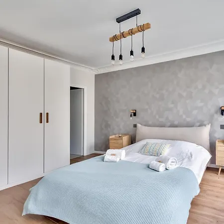 Splendid 3 Bdrs Flat In A Prime Location Of Appartamento Parigi